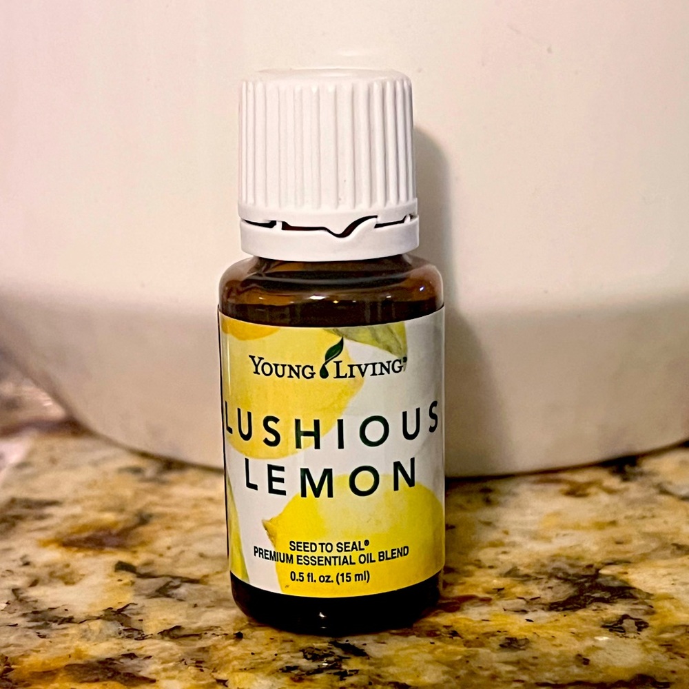 New Lushious Lemon 🍋 15ml Essential Oil